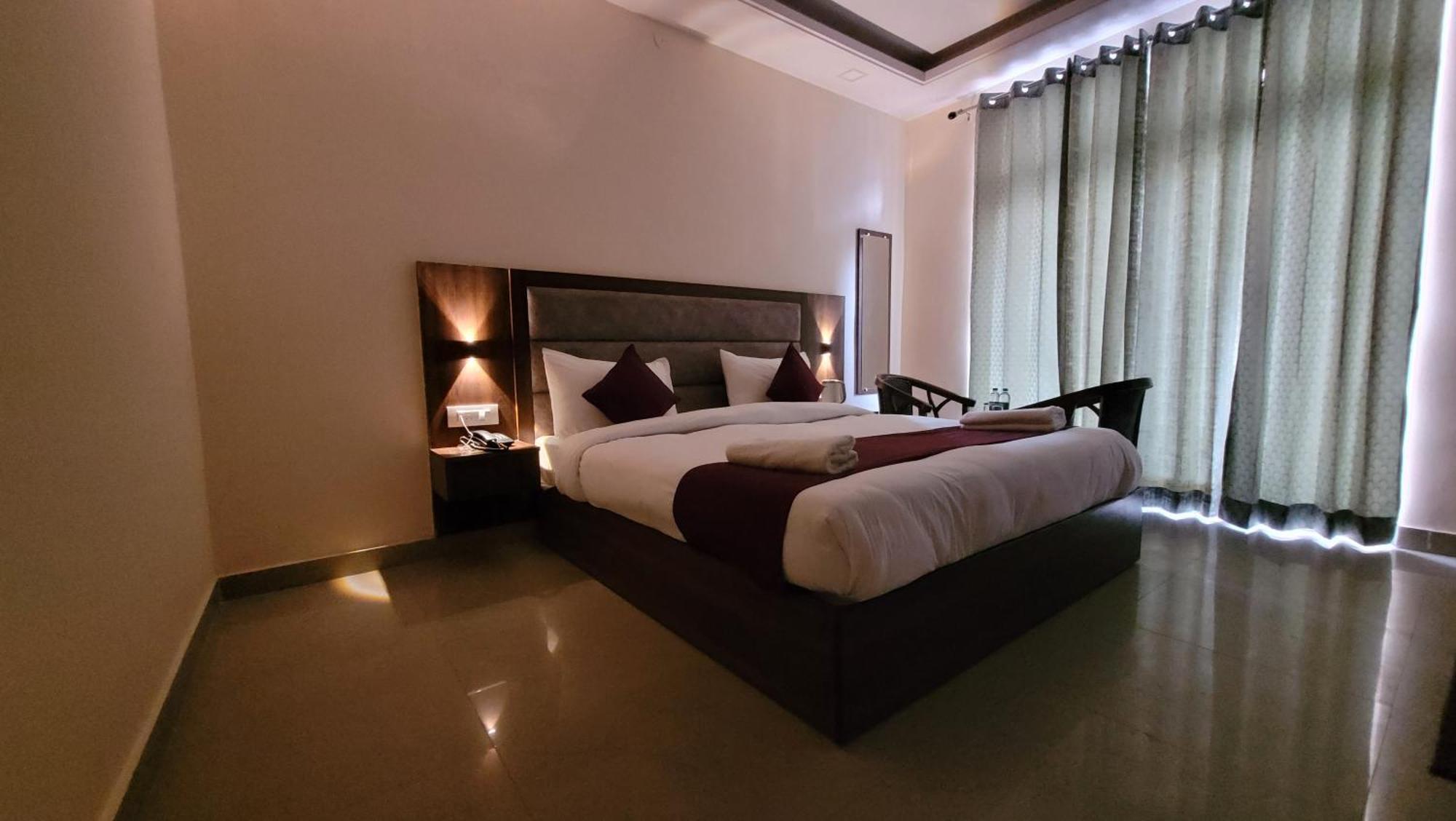 Hotel Keshav Nandan By The Shivaay Rishīkesh 外观 照片